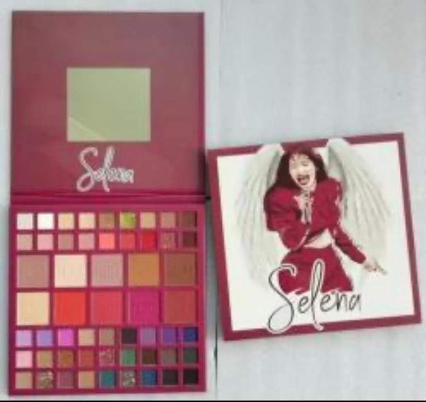 Selena paleta de ojos                            selena eye palette